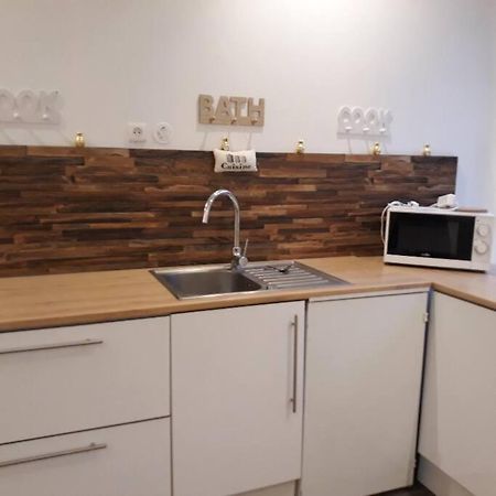 Appartement Agreable Au Centre Wifi Saint-Léonard-de-Noblat エクステリア 写真